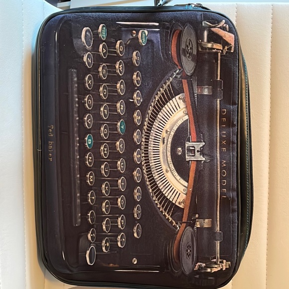 Ted Baker Other - Ted Baker Typewriter Laptop Sleeve